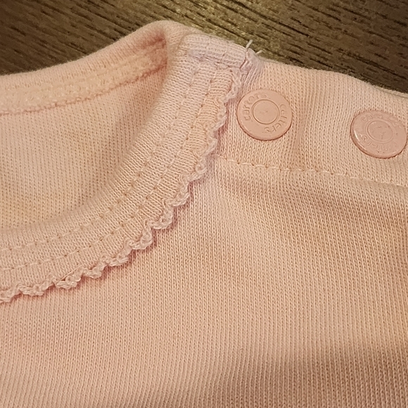 Carter's Pink butterfly onesie Size 3 mo - Picture 9 of 9
